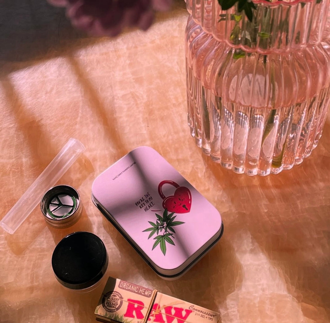 5 Stylish Glass Hand Pipes That Will Elevate Your Smoking Game